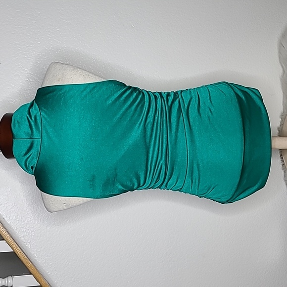 Express Top Size Small Emerald Green Bodycon Sleeveless Festive Dressy Holidays - Picture 6 of 8